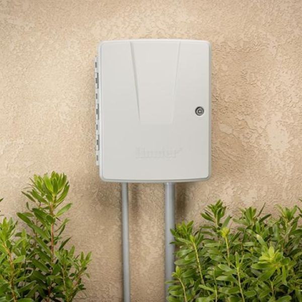 Controller modular Hunter MCC800P cu 8-108 zone, exterior