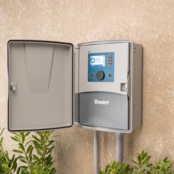 Controller modular Hunter MCC800P cu 8-108 zone, exterior